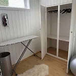 Appartement Nyoppusset Og Romslig Med 6 Soveplasser I Et Familievennlig Omrade Sarpsborg