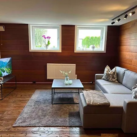 Apartmán Nyoppusset Og Romslig Med 6 Soveplasser I Et Familievennlig Omrade Sarpsborg