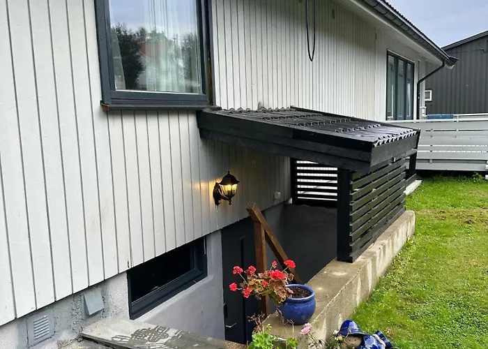 Nyoppusset Og Romslig Med 6 Soveplasser I Et Familievennlig Område Leilighet Sarpsborg